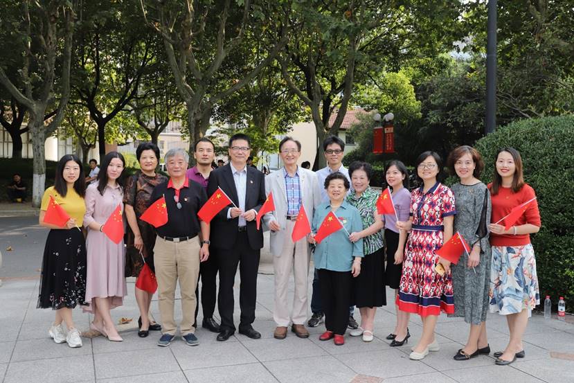 在中华人民共和国成立70周年之际