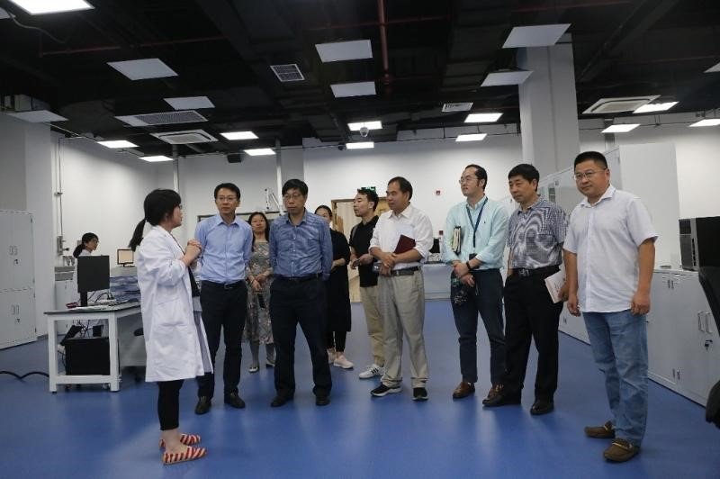 李红泽等无党派人士以及各民主党派代表