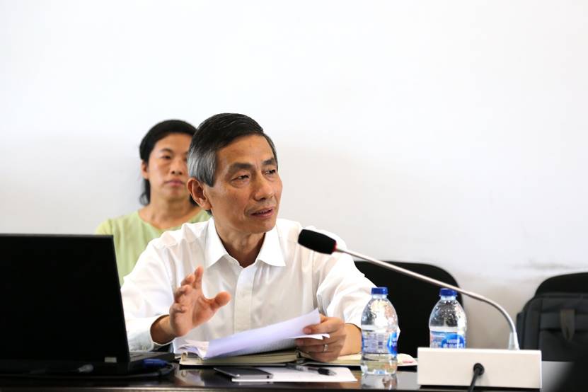 副校长王伟明出席会议并讲话
