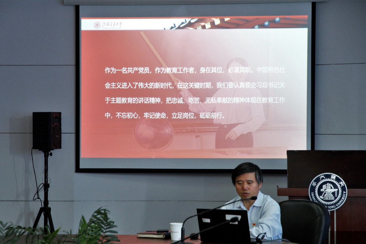 根据大世界游戏官网手机版登录“不忘初