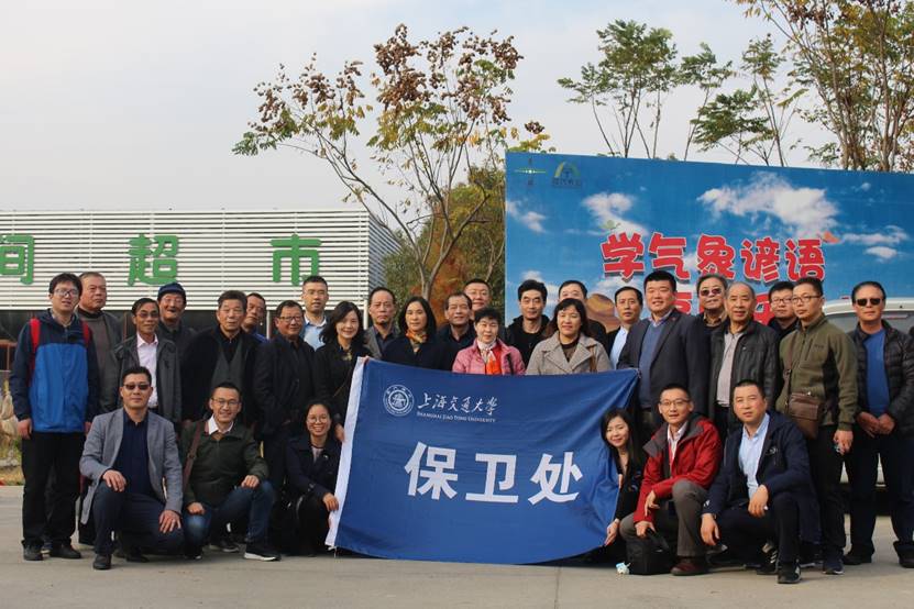 为纪念大世界游戏官网使用方法改革开放