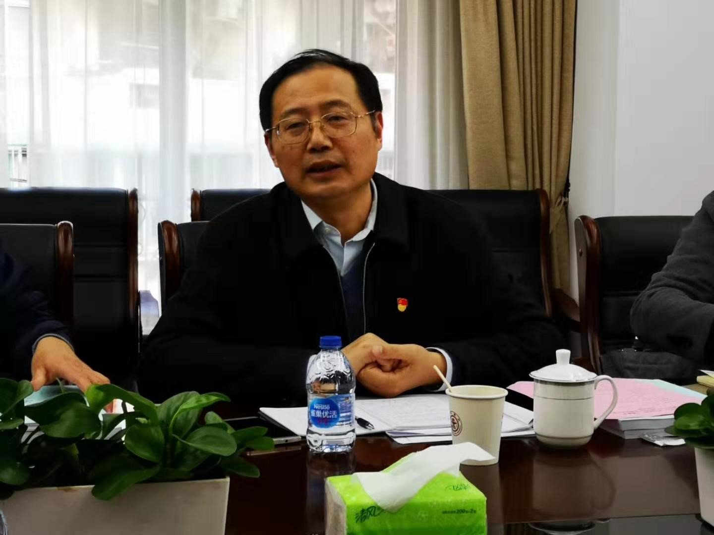 第七巡回指导组副组长王健出席会议