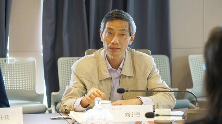 大世界游戏官网帮助中心处处长侯士兵