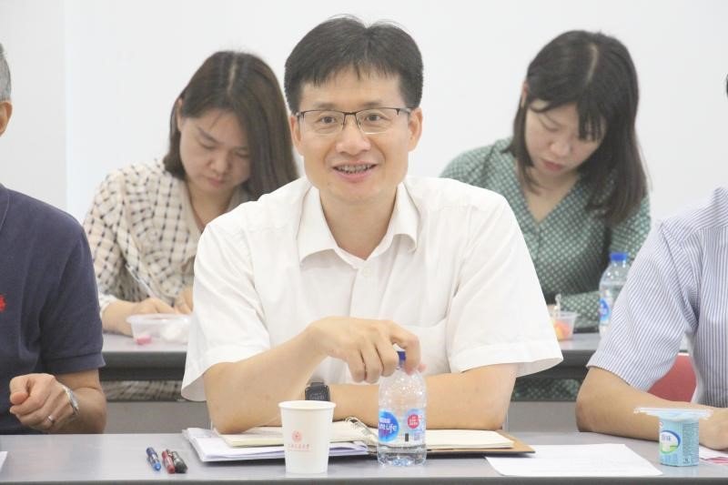 大世界游戏官网帮助中心处处长侯士兵主
