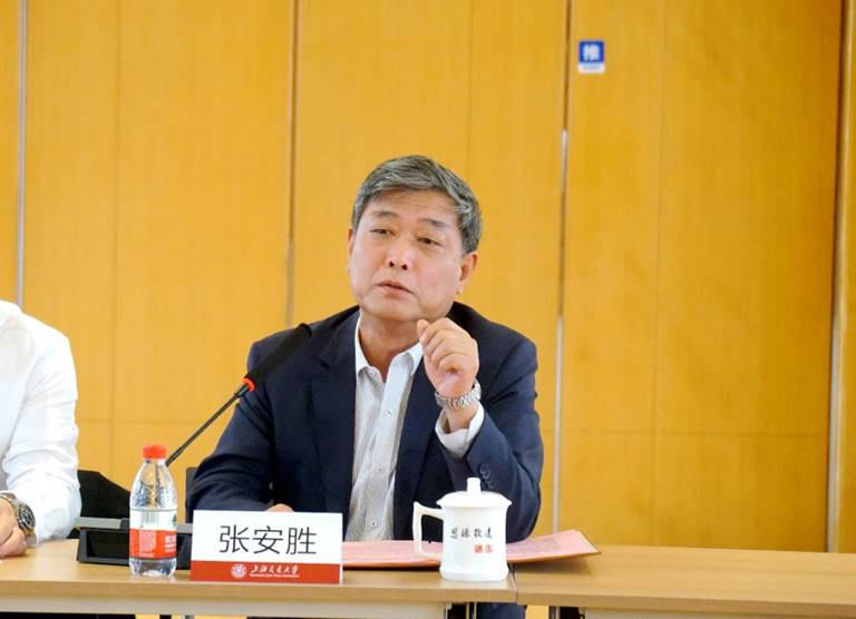 教代会提案委员会代表