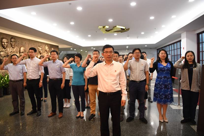 一大会址纪念馆党员代表参加活动