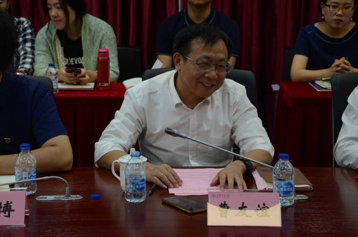国际与公共事务途游官网安全访问在新建
