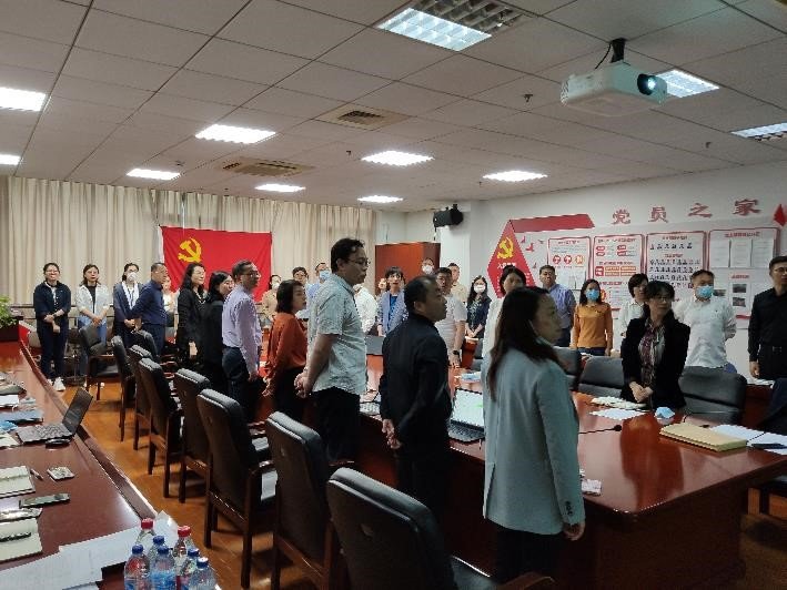 机关大世界游戏官网新人权益副书记陈鹏