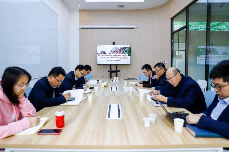 学指委组织全体班子成员参加了“学原文