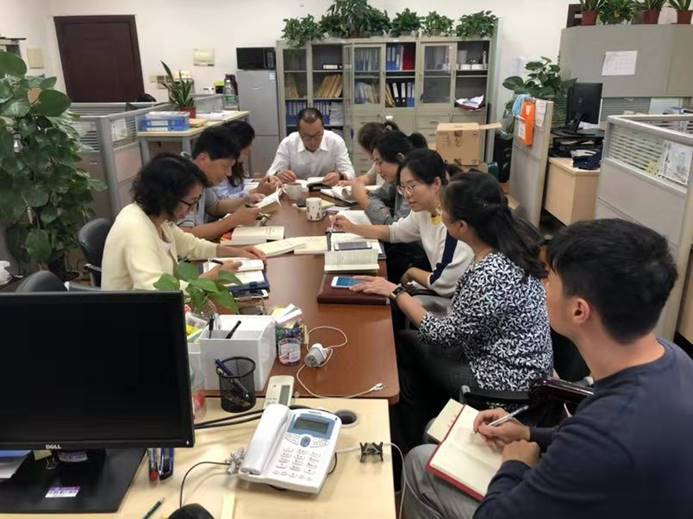 资实处党支部以党小组为单位于扎实开展