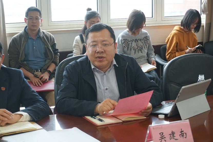 进一步提升对“加快构建中国特色哲学社