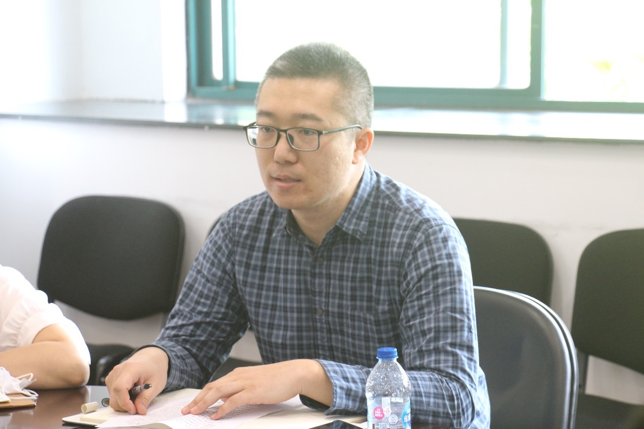 善于破解复杂难题的表率